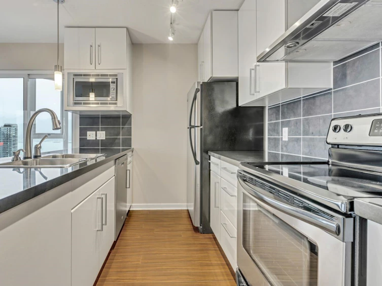 3201-689 Abbott Street, Vancouver, BC, V6B 0J2 - 9