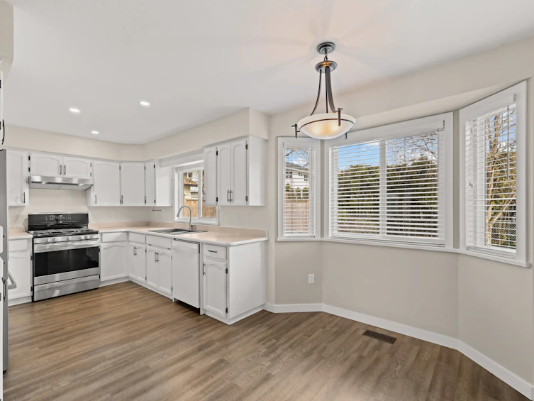 3090 Cassiar Avenue, Abbotsford, BC, V2S 7G9 - 10