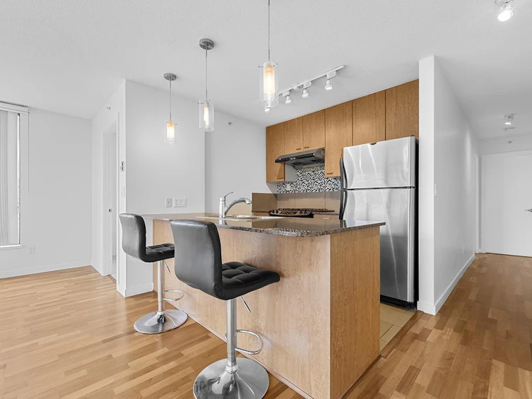 1006-7063 Hall Avenue, Burnaby, BC, V5E 0A5 - 2