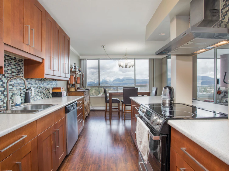 1201-11980 222 Street, Maple Ridge, BC, V2X 0L8