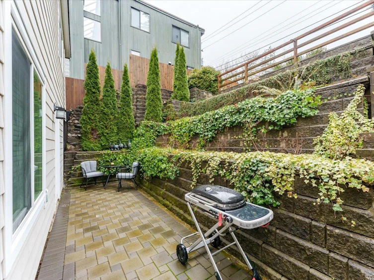 983 Canyon Boulevard, North Vancouver, BC, V7R 2K2 - 27