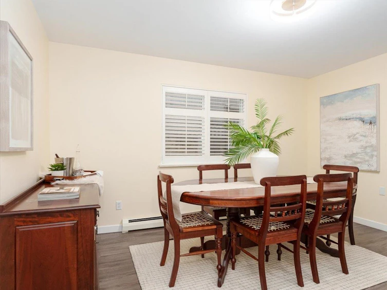 983 Canyon Boulevard, North Vancouver, BC, V7R 2K2 - 9