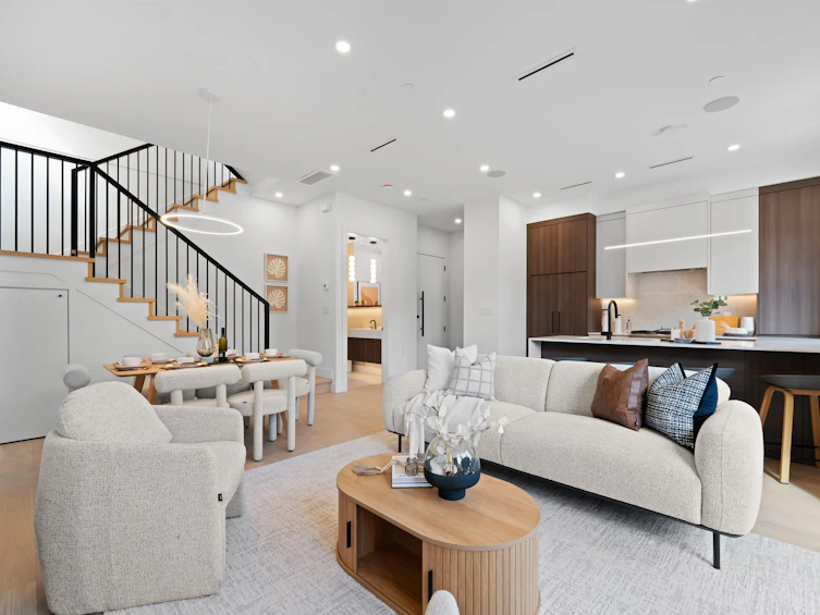 2-1260 Kaslo Street, Vancouver, BC, V5K 3Z7 - 9