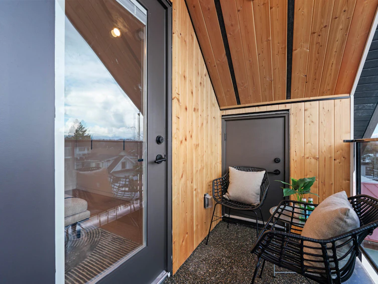 2-1260 Kaslo Street, Vancouver, BC, V5K 3Z7 - 24