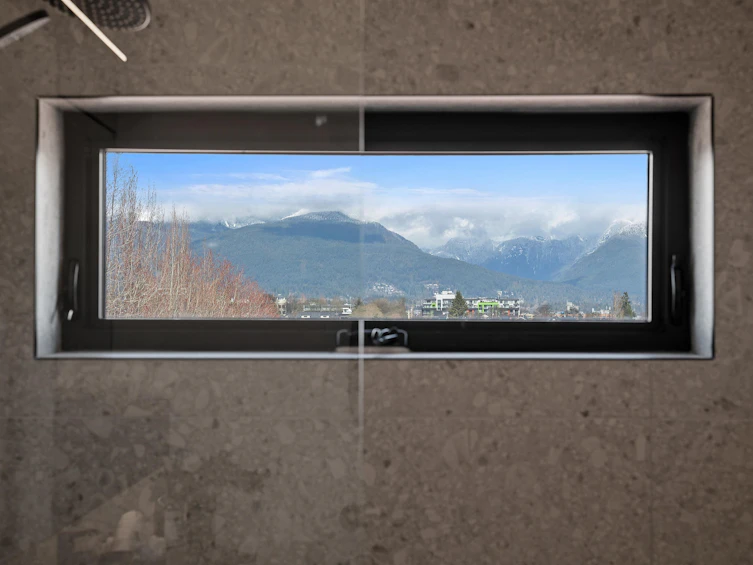 2-1260 Kaslo Street, Vancouver, BC, V5K 3Z7 - 34
