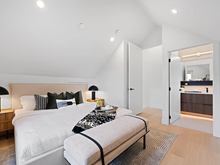 2-1260 Kaslo Street, Vancouver, BC, V5K 3Z7 - 21