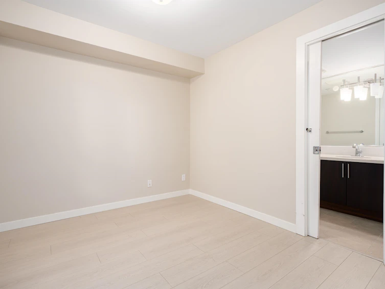 104-3788 W 10th Avenue, Vancouver, BC, V6R 2G4 - 11