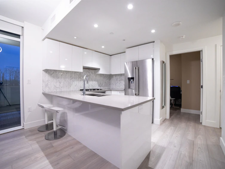 201-3581 E Kent North Avenue, Vancouver, BC, V5S 0H6 - 3