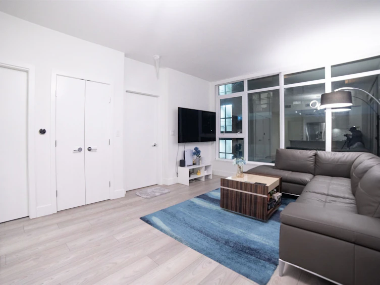 201-3581 E Kent North Avenue, Vancouver, BC, V5S 0H6 - 5