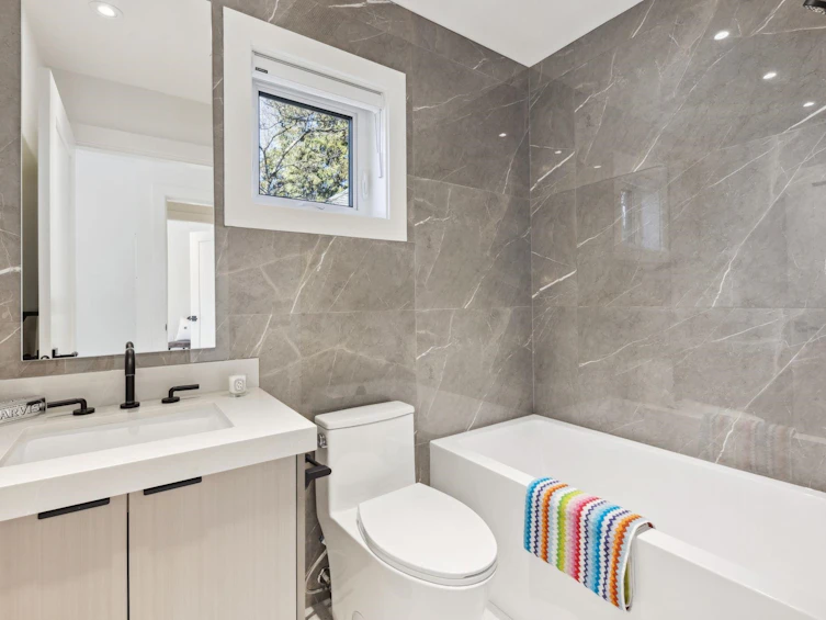 1-3081 W 14th Avenue, Vancouver, BC, V6K 2X7 - 22