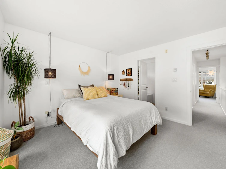 3750 Welwyn Street, Vancouver, BC, V5N 3Y9 - 22