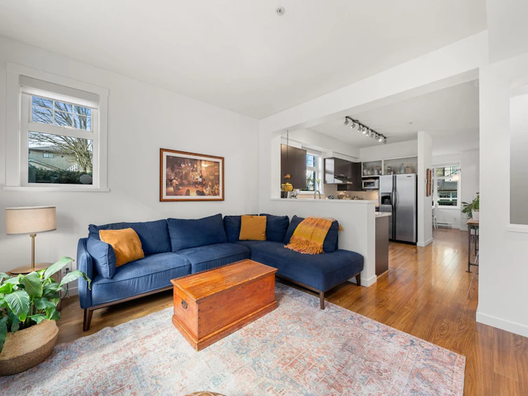 3750 Welwyn Street, Vancouver, BC, V5N 3Y9 - 8