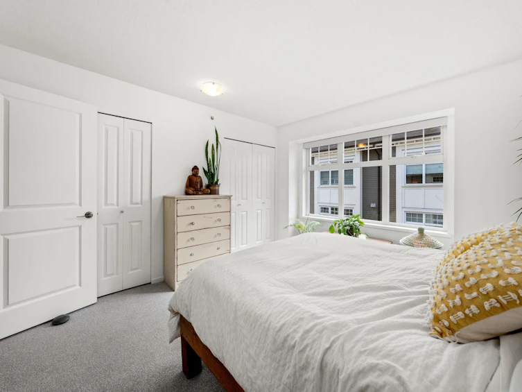 3750 Welwyn Street, Vancouver, BC, V5N 3Y9 - 21