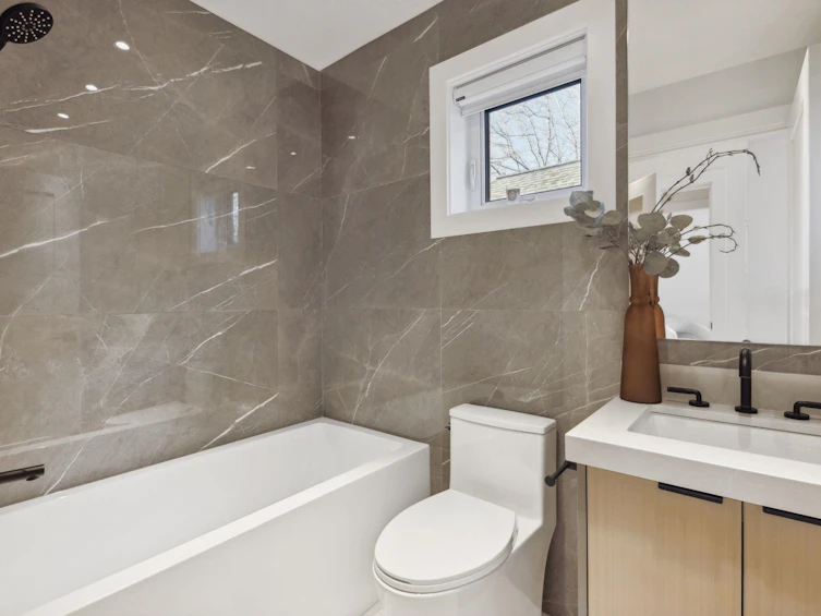 2-3081 W 14th Avenue, Vancouver, BC, V6K 2X7 - 23