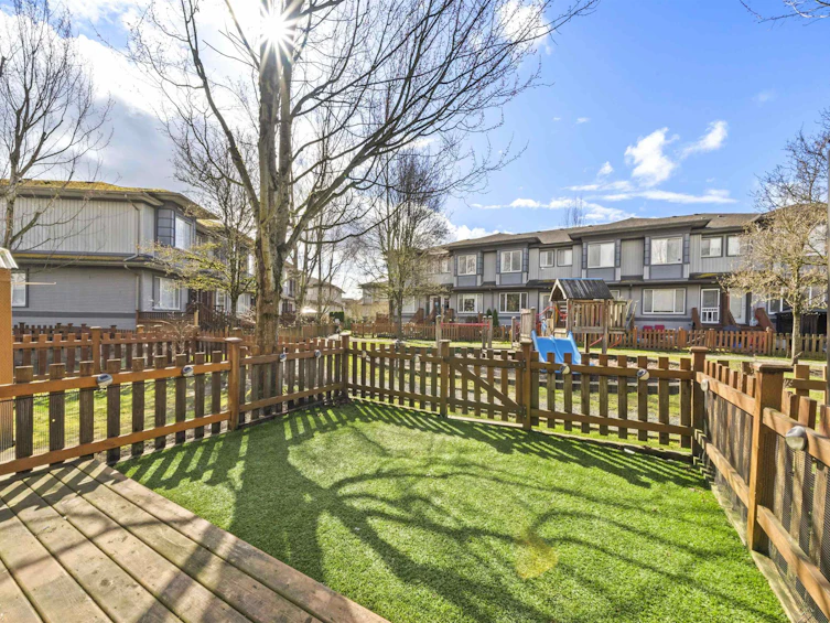 38-18701 66 Avenue, Surrey, BC, V3S 4P3 - 2
