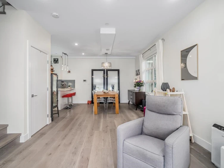 1240 E. 27th Avenue, Vancouver, BC, V5V 2L8 - 14