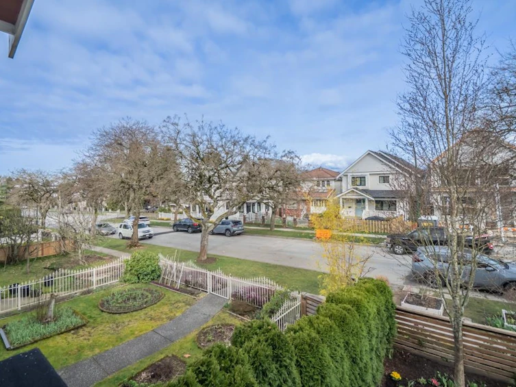 1240 E. 27th Avenue, Vancouver, BC, V5V 2L8 - 30