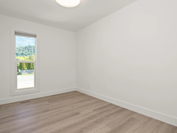 670 6th Avenue, Hope, BC, V0X 1L4 - 6