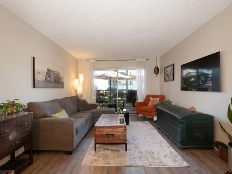 305-1550 Chesterfield Avenue, North Vancouver, BC, V7M 2N6 - 9