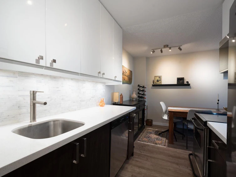 305-1550 Chesterfield Avenue, North Vancouver, BC, V7M 2N6 - 19