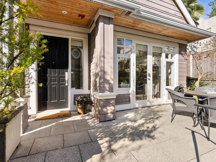 2119 Gordon Avenue, West Vancouver, BC, V7V 1W1 - 2