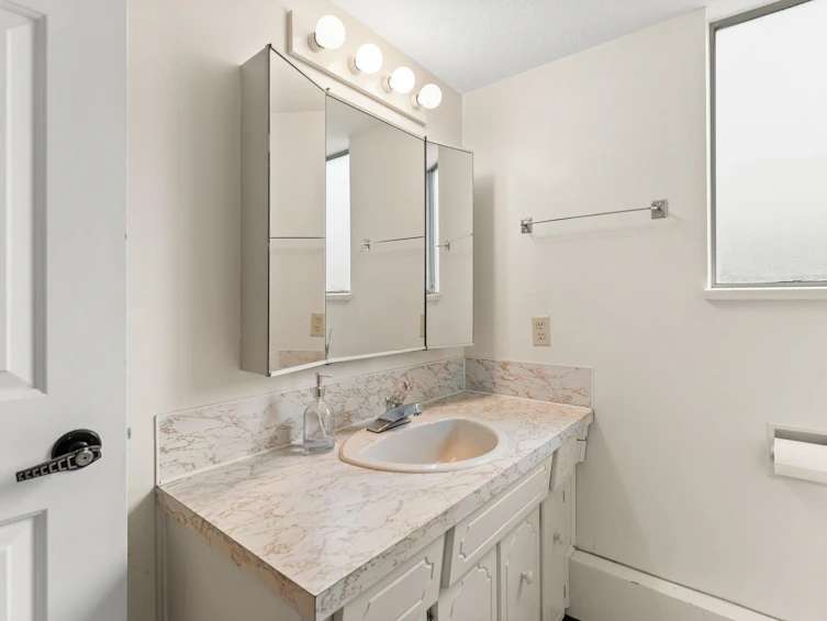 8960 Ash Street, Richmond, BC, V6Y 3A5 - 28