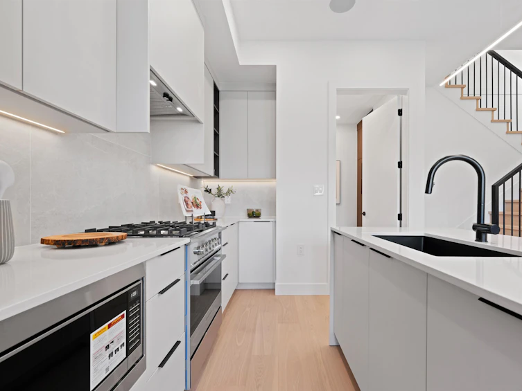 1-1260 Kaslo Street, Vancouver, BC, V5K 3Z7 - 16