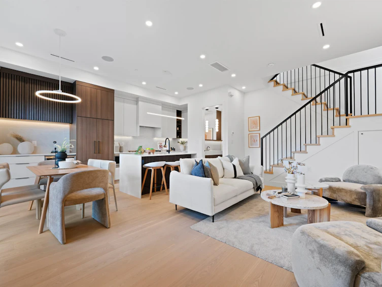 1-1260 Kaslo Street, Vancouver, BC, V5K 3Z7 - 4