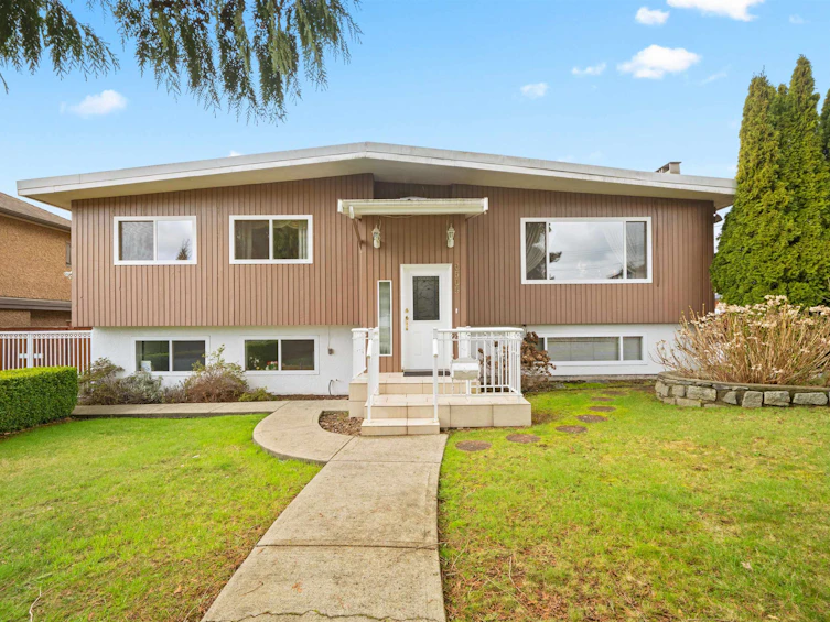 6565 Sumas Drive, Burnaby, BC, V5B 2V1