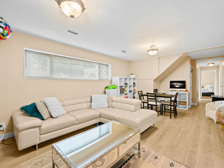 6565 Sumas Drive, Burnaby, BC, V5B 2V1 - 8