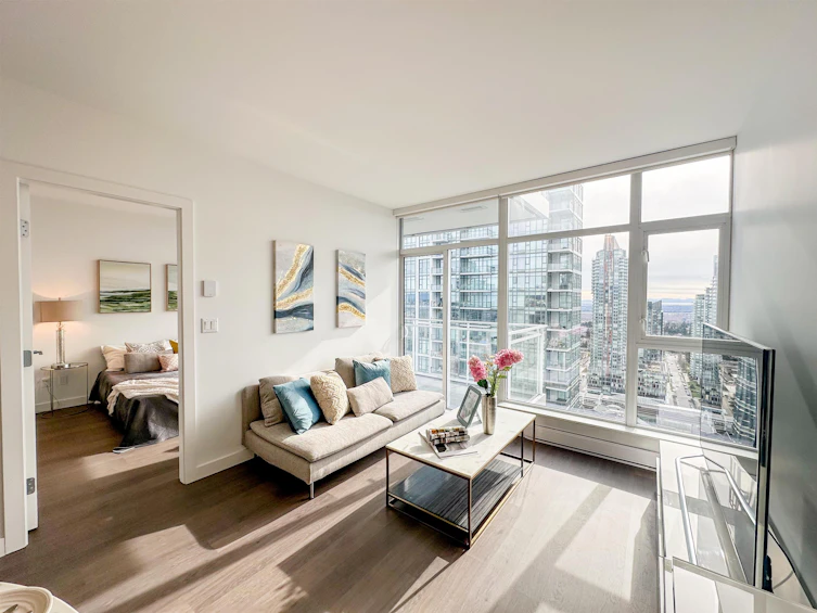 3205-4670 Assembly Way, Burnaby, BC, V5H 0H3 - 3