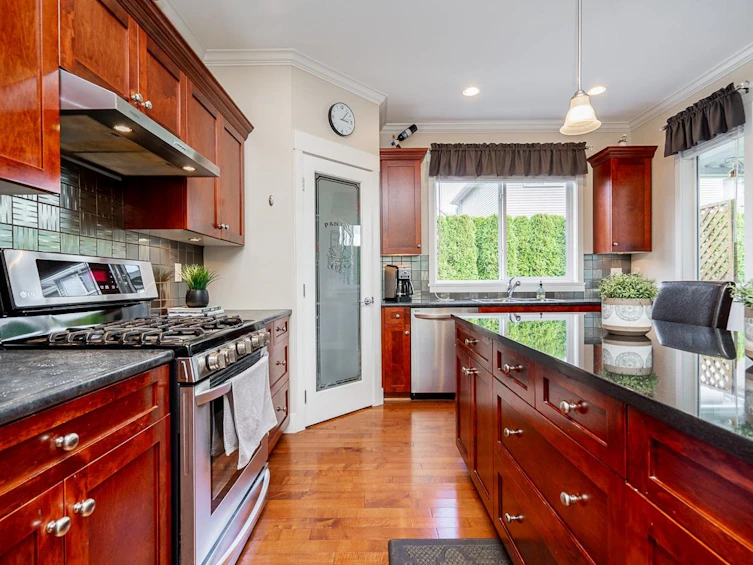 17999 71 Avenue, Surrey, BC, V3S 7C7 - 6