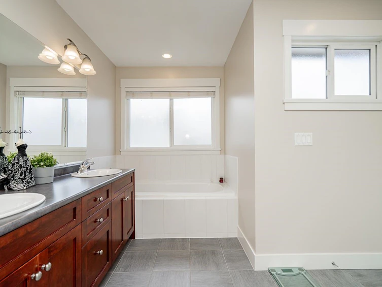 17999 71 Avenue, Surrey, BC, V3S 7C7 - 13