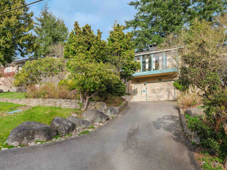 11030 Bond Boulevard, Delta, BC, V4E 1M7 - 2