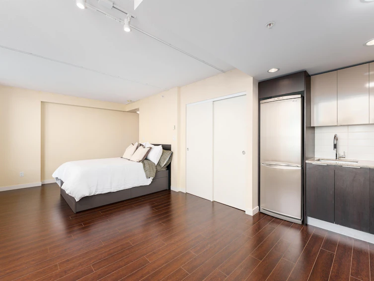 709-1919 Wylie Street, Vancouver, BC, V5Y 0E7 - 3