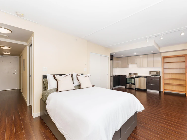 709-1919 Wylie Street, Vancouver, BC, V5Y 0E7 - 4
