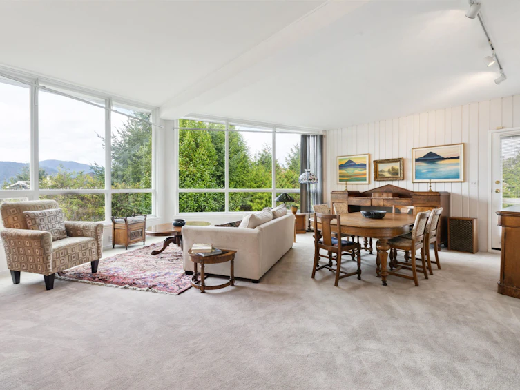 6295 St. Georges Avenue, West Vancouver, BC, V7W 1Z8 - 5