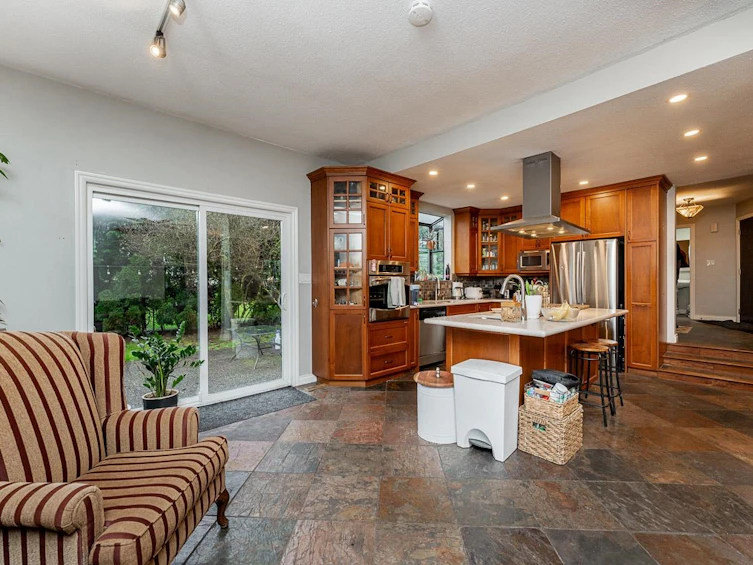 8988 Royal Street, Langley, BC, V1M 3R8 - 9