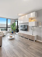1201 400 Capilano Road