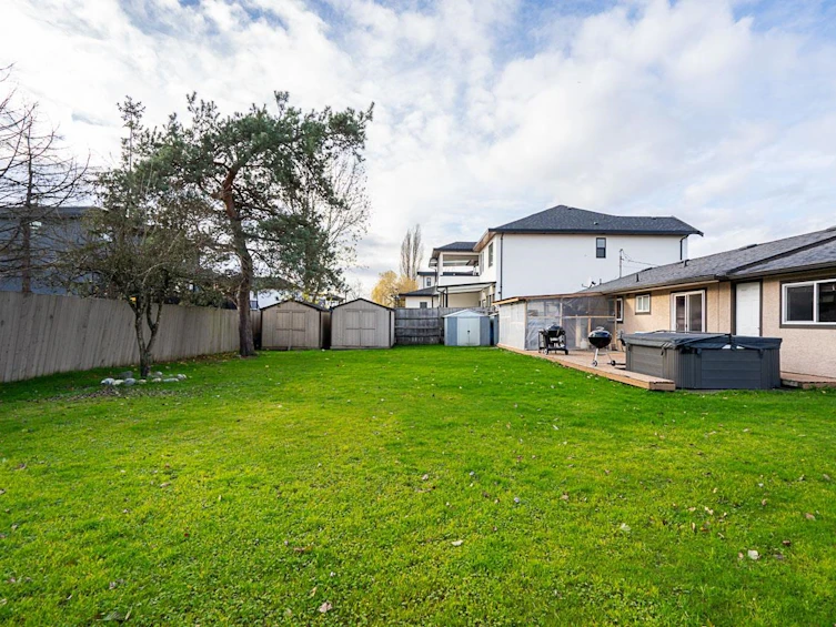 17952 Shannon Place, Surrey, BC, V3S 1H6 - 16