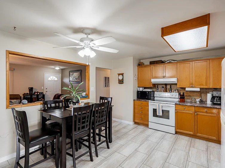 17952 Shannon Place, Surrey, BC, V3S 1H6 - 7
