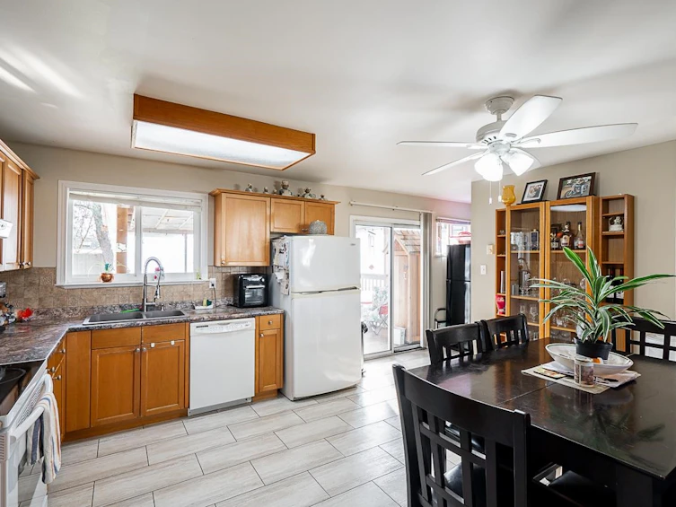 17952 Shannon Place, Surrey, BC, V3S 1H6 - 4