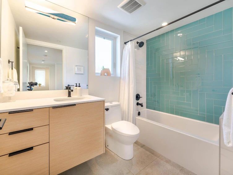 904 E 37th Avenue, Vancouver, BC, V5W 1G2 - 15