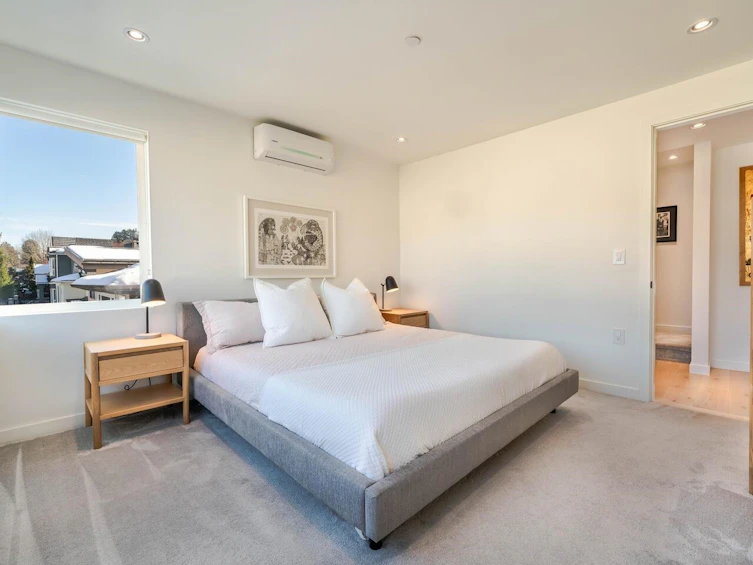 904 E 37th Avenue, Vancouver, BC, V5W 1G2 - 11