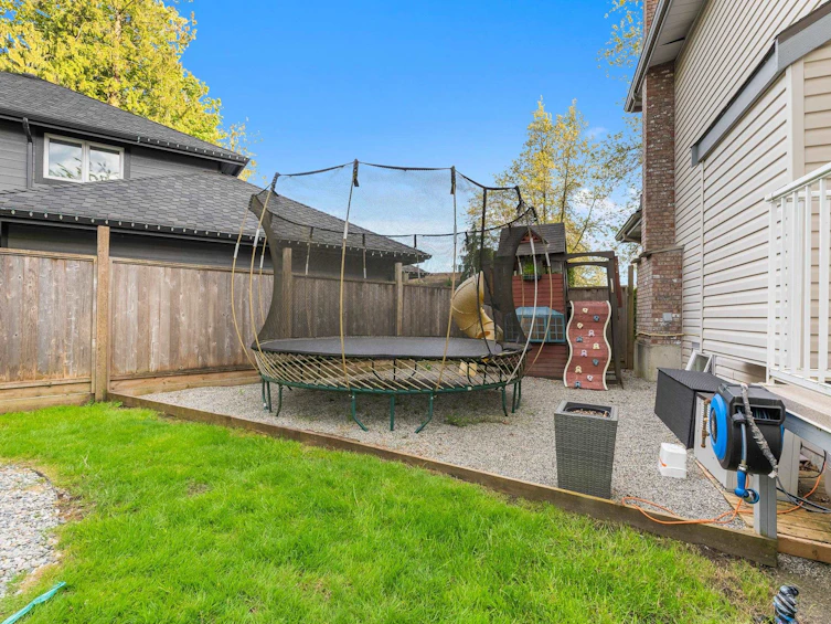 8484 215b Street, Langley, BC, V1M 2K8 - 40