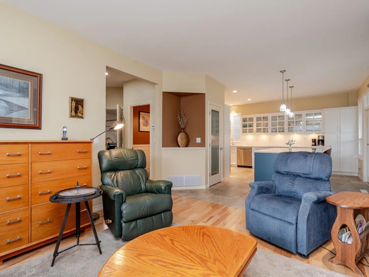 18759 66 Avenue, Surrey, BC, V3S 0T1 - 13