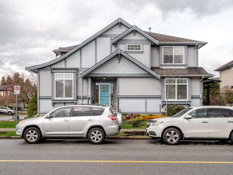 18759 66 Avenue, Surrey, BC, V3S 0T1