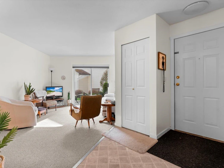 43-45640 Storey Avenue, Chilliwack, BC, V2R 3C5 - 3