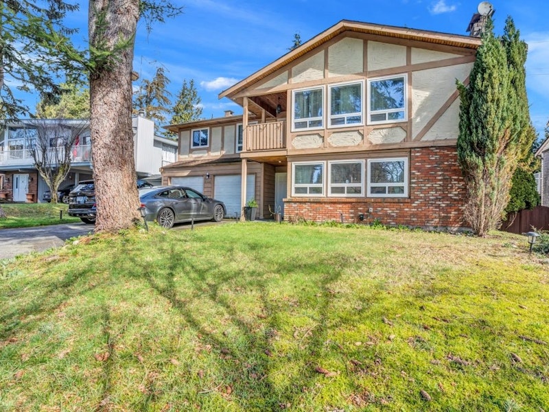 2322 Kirkstone Road, North Vancouver BC V7J 3M3