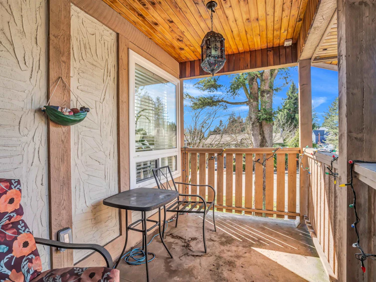 2322 Kirkstone Road, North Vancouver, BC, V7J 3M3 - 24